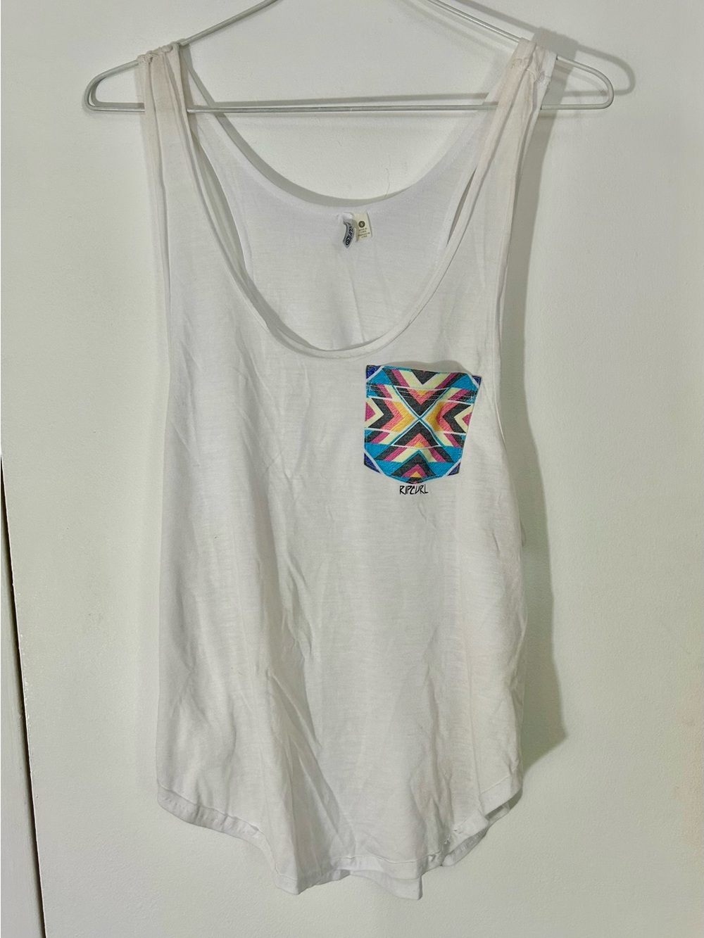 Rip Curl White Surf Tank with Multicolor Geometric Pocket, Women’s Size Small